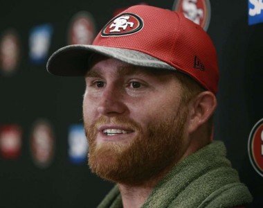 Futbol Americano: Bruce Miller fuera de San Francisco