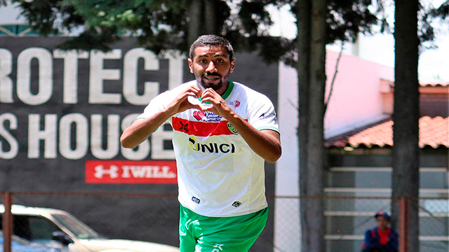 Liga Premier, Fútbol: La Pantera a Europa