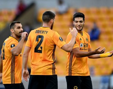 ¿Y la leyenda del Fut mexicano?… Jiménez vuelve a superar a Chicharito