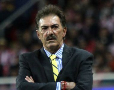 Ricardo La Volpe salió a su defensa