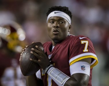 NFL: Dwayne Haskins es captado en un Club, sin cubreboca